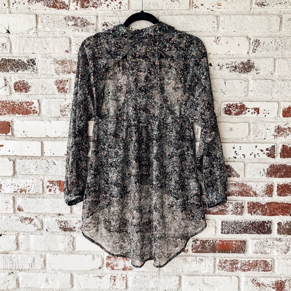 BCBGeneration - Button Up - Picture 2 of 5